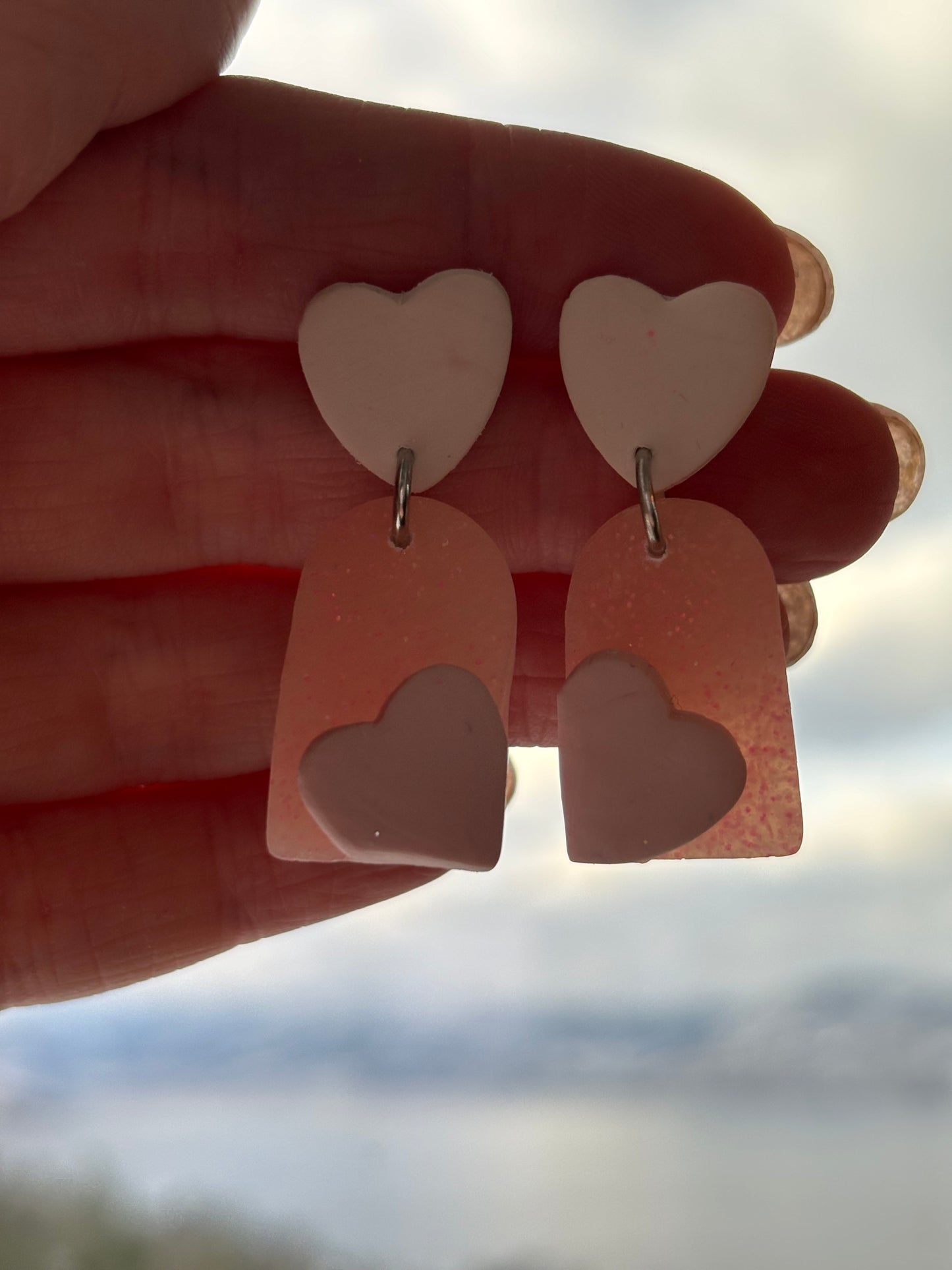 Dangly Hearts Small (white and light pink)